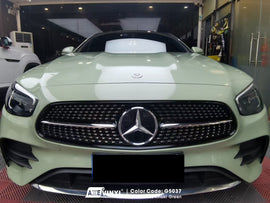 Ultra Gloss Khaki Green Vinyl